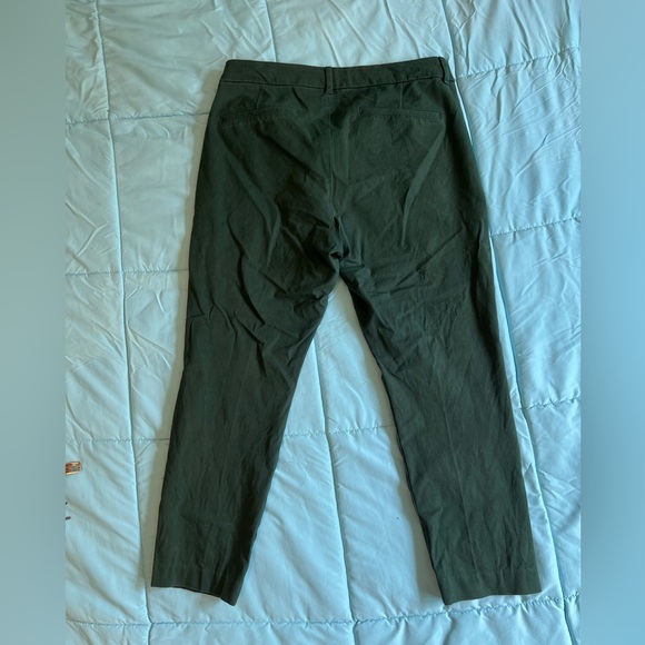 Old Navy High-Waisted Pixie Ankle Pants - Picture 4 of 5